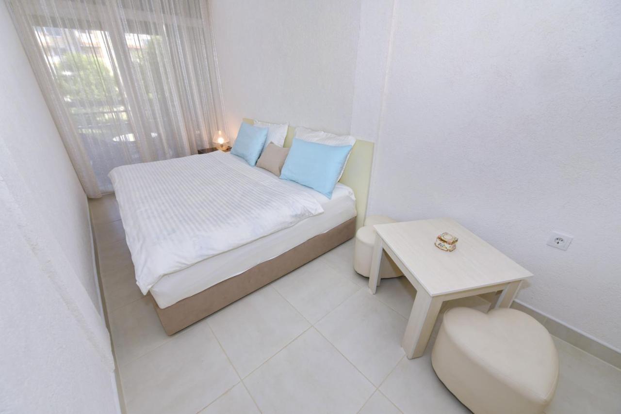 Sis 2 Bedroom 2 Bath With Free Parking In 奥赫里德 外观 照片